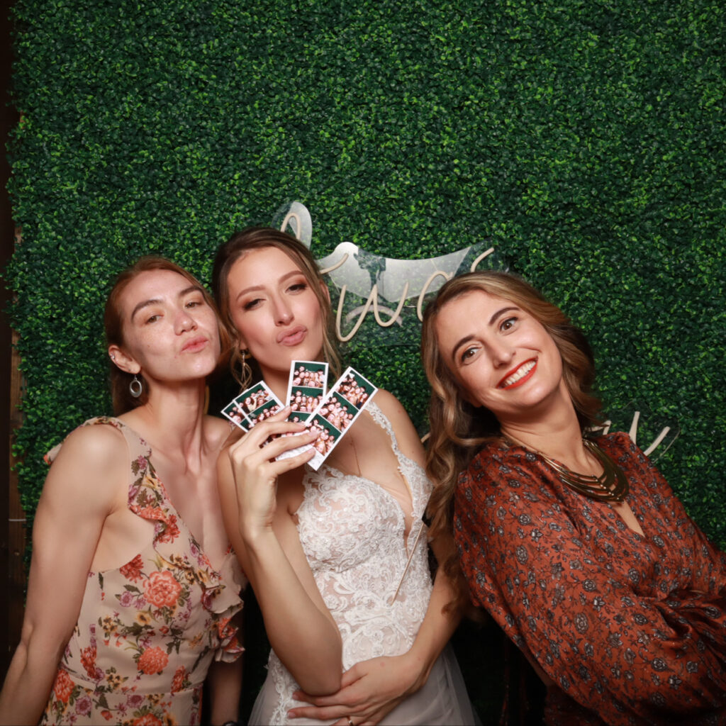 Ever After Farms Blueberry Barn Wedding | Orlando Photo Booth